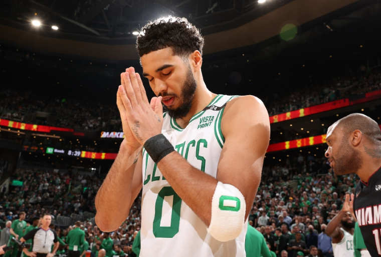 Heat ja Celtics itäisen konferenssin finaalit G3 jatkuu intensiivinen taistelu
